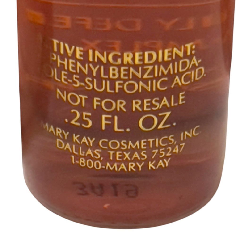 Mary Kay Daily Defense Complex Sunscreen SPF 4 Mini Bottle .25 Oz New Old Stock - Picture 3 of 3